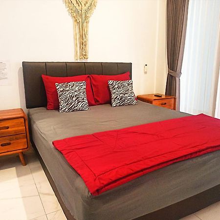 Loka Anyar Guest House 캐로보칸 외부 사진