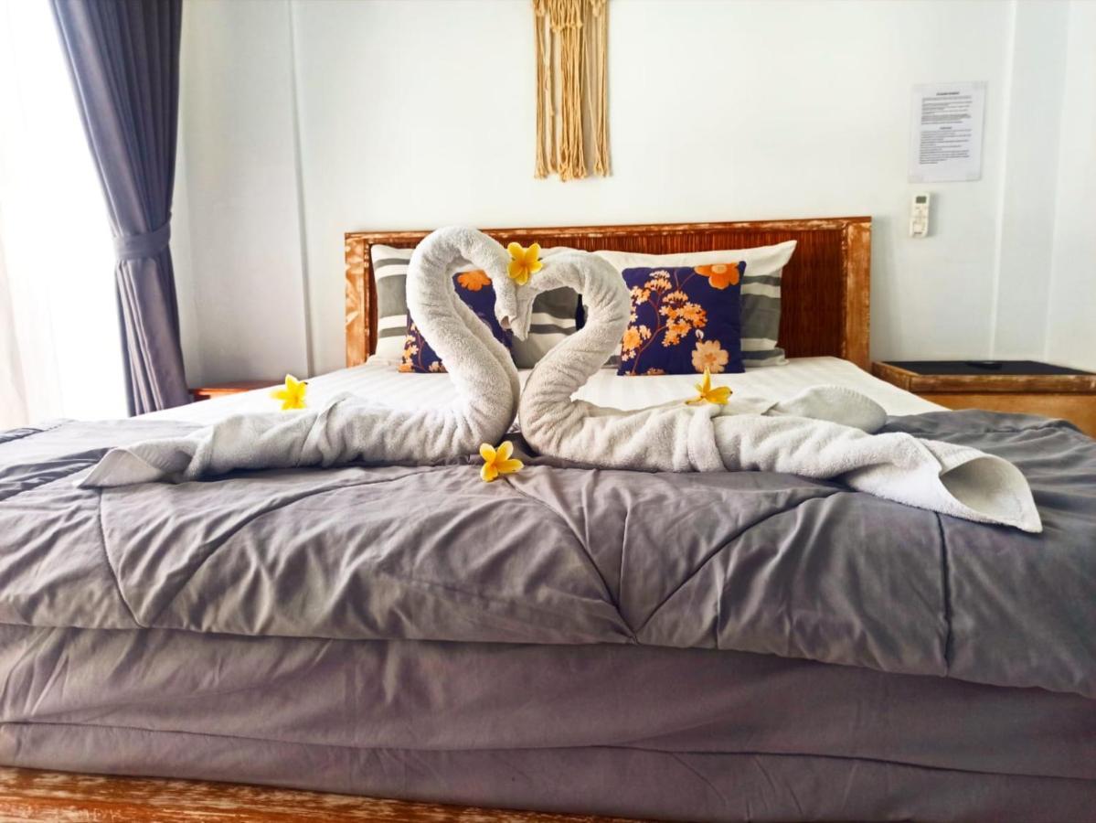 Loka Anyar Guest House 캐로보칸 외부 사진