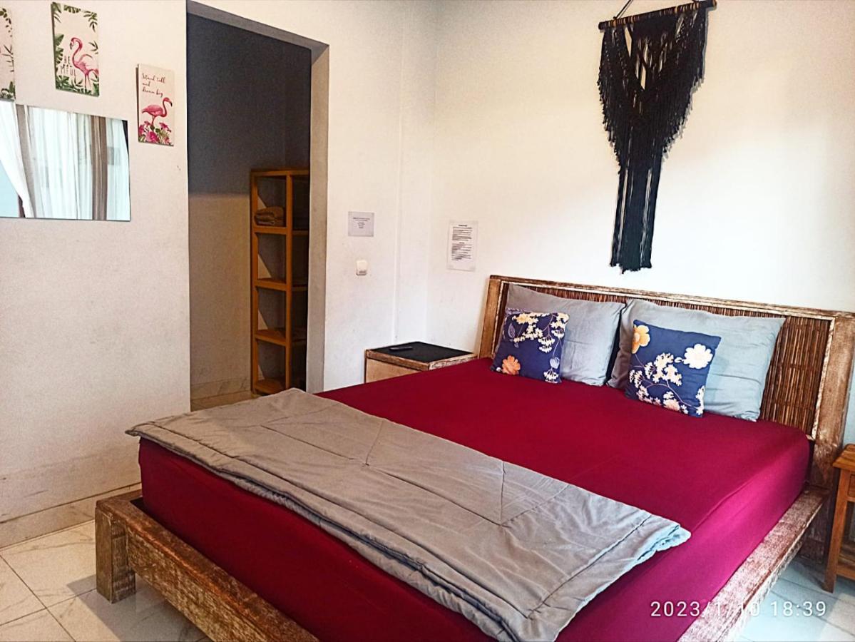 Loka Anyar Guest House 캐로보칸 외부 사진