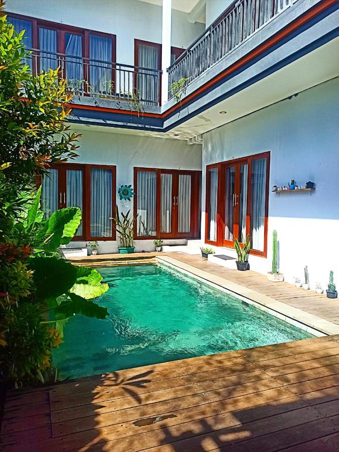 Loka Anyar Guest House 캐로보칸 외부 사진