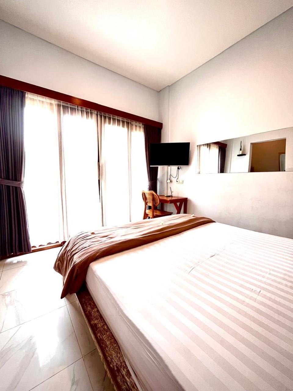 Loka Anyar Guest House 캐로보칸 외부 사진